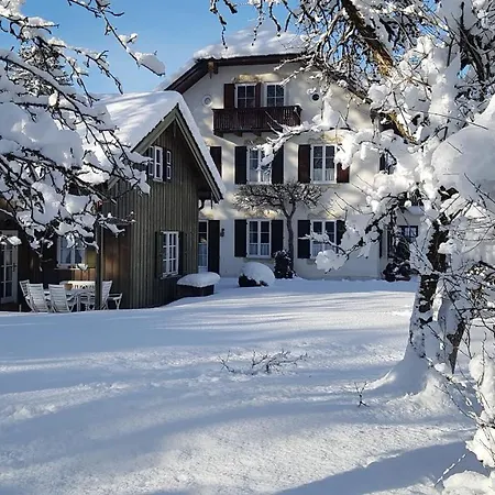 Waldfrieden - Und -haus